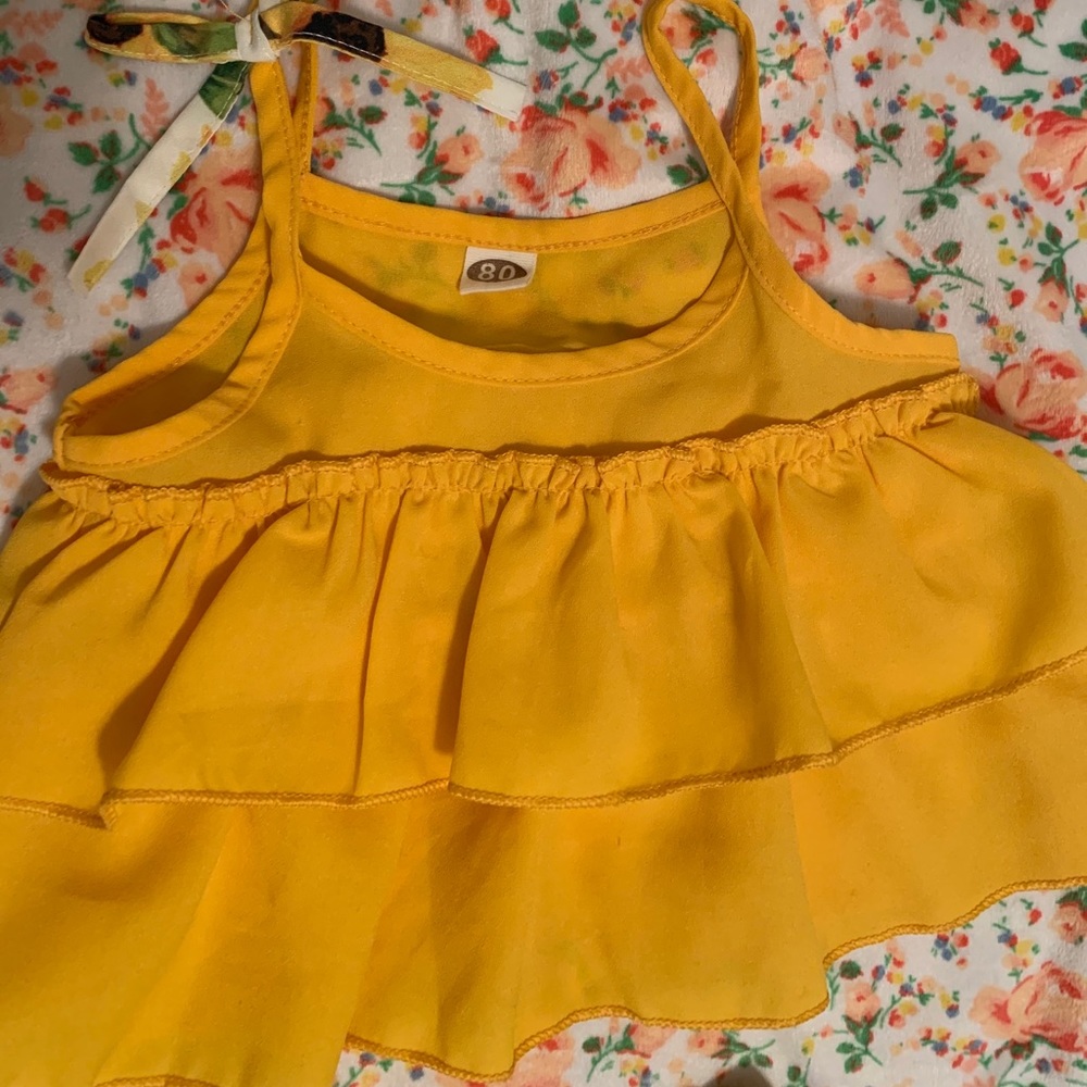 Sunflower Ruffle Crop and Ruffle Diaper Short - Picture 3 of 4